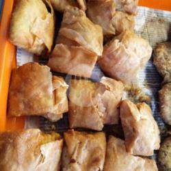 Martabak Tahu