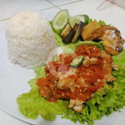 Nasi Tempong Tempe Penyet