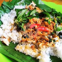 Nasi Bakar Pindang Suwir Kemangi