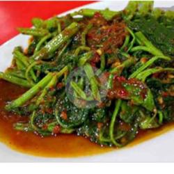 Tumis Kangkung Trasi