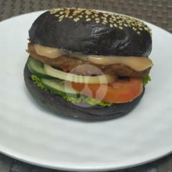 Beef Pattie Burger Hitam