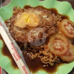 Mie Setan Telor Baso