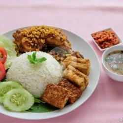 Nasi Bebek Goreng Tahu Tempe