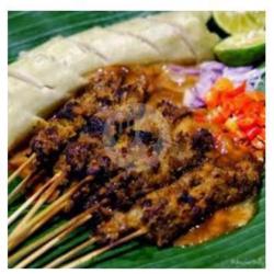 Sate Ayam Kelapa Lemak