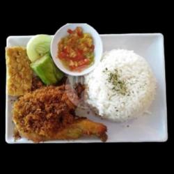 Ayam Laos   Nasi