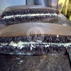 Martabak Keju Wijen ( Black Forest )