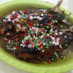 Nasi Ikan Gembung Acar