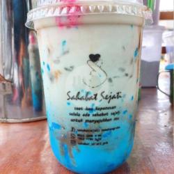 Vanilla Blue Choco Boba