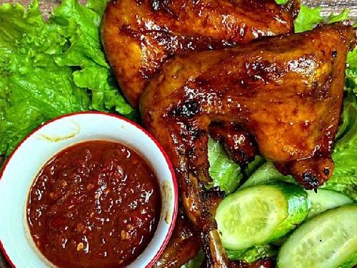 Ayam bakar Mas tri 13 Ksb, Sirnajaya Serang Baru Bekasi