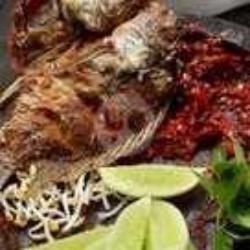 Ikan Goreng   Sambel Terasi