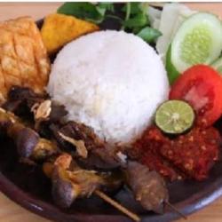 Nasi Penyetan Tahu Tempe  Ati Ampela Ayam