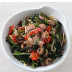 Tumis Kangkung Cumi Asin