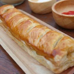 Cheese Sausage Roll Jumbo