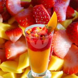 Juice Mangga   Strawbery