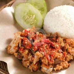 Ayam Geprek Special  Nasi   Es Teh