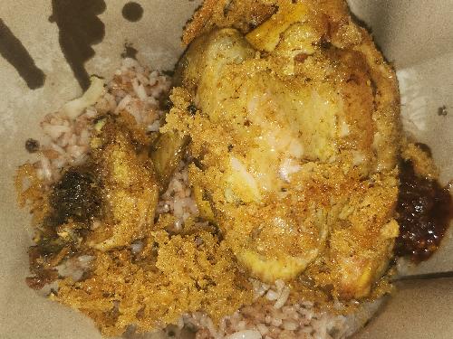 Nasi Goreng Terasi Kang Bob, Cilinaya