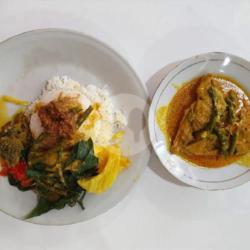 Nasi Rames Kepala Kakap