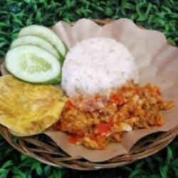 Ayam Geperek Telor Dadar