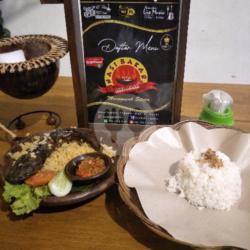 Nasi Lele Kremes