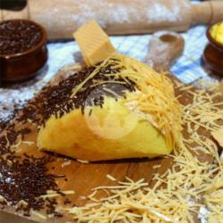 Roti Gunung Coklat Keju