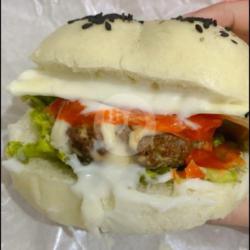 Big Bakpao/white Burger