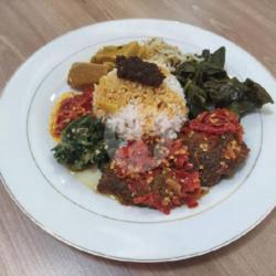 Nasi Dendeng Lambok Balado Merah