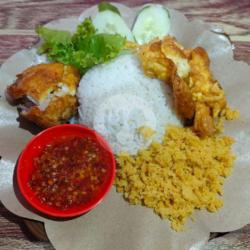 Ayam Kremes   Telur