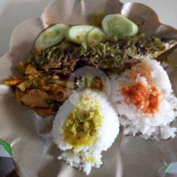 Nasi Ramas   Ikan Goreng Cabe Hijau