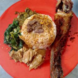 Nasi Ikan Lele