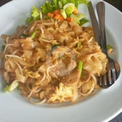 Mie /bihun /kwetiau Ayam Goreng