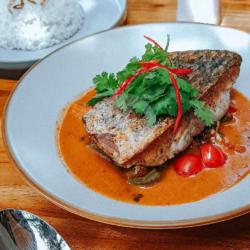 Thai Red Curry W/barramundi