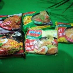 Indomi Spesial Rebus Goreng Macam Macam Rasa