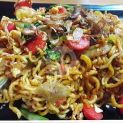 Mie Petir Goreng