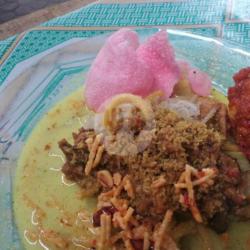 Lontong Sayur   Telur Mata Sapi