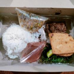 Paket Murah Nasi Box Rendang   Tempe/tahu