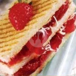 Strawberry Nanas - Coklat