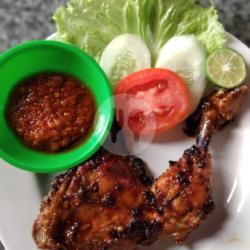 Ayam Tulang Lunak Bakar Sambel Terasi