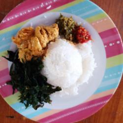 Nasi Telor Ikan