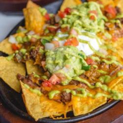 Cheesy Beef Nachos