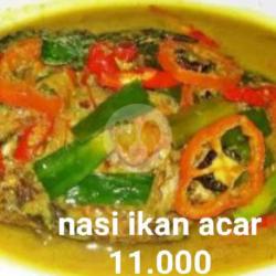 Nasi Ikan Acar