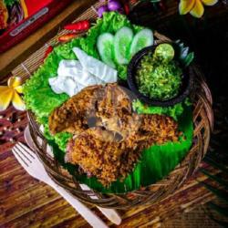 Bebek Serundeng Gurih Mantap