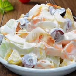 Salad Buah Yoghurt