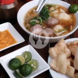 Baso Pangsit Kuah Lomie