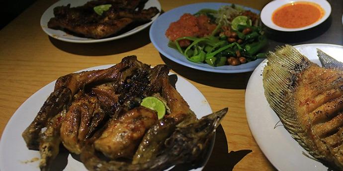 RM. Ayam Bakar Taliwang Asli, Nusa Kambangan