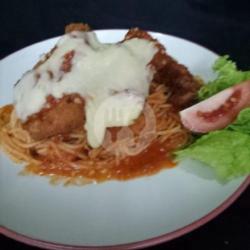 Spaghetti Chicken Parmigiana