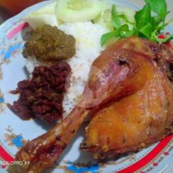 Nasi Bebek Paha / Dada   Es Jeruk / Hangat