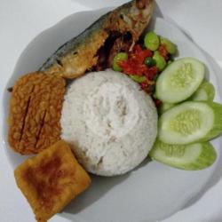 Nasi Peda Sambel Pete Leunca