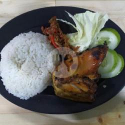 Ayam Ungkep Bakar Sambal Gacor Komplit