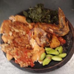 Tempe, Tahu, Ayam Penyet