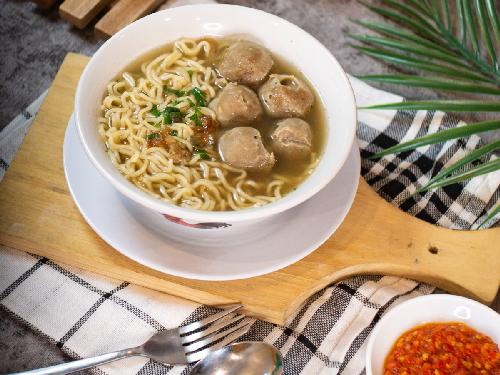 Bakso Perantau, Adipura